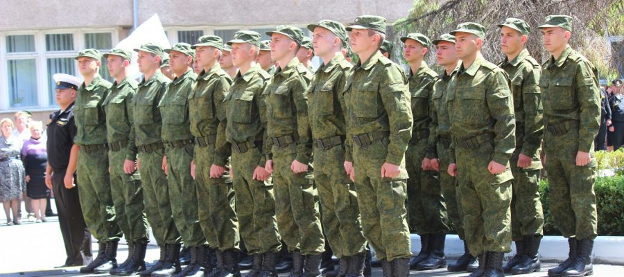 Первые призывники отправились в части Вооружённых сил России