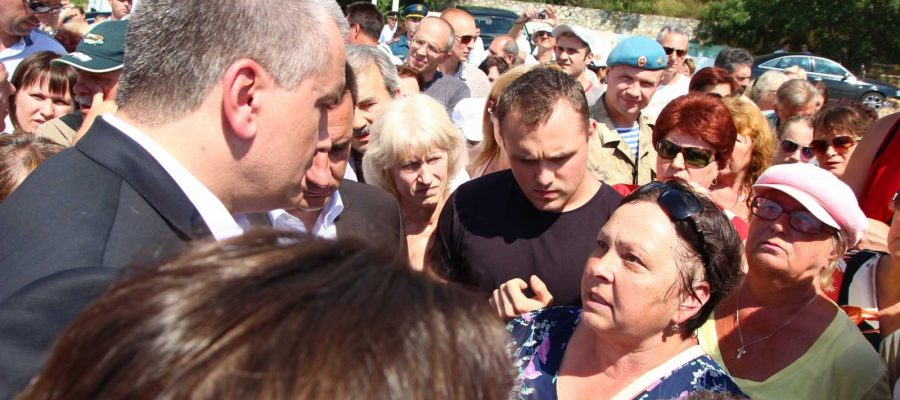 Сергей Аксенов встретился с жителями Гурзуфа