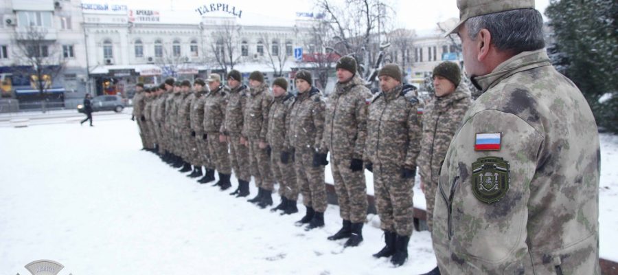 В день Республики Сергей Турчаненко наградил сотрудников полка грамотами