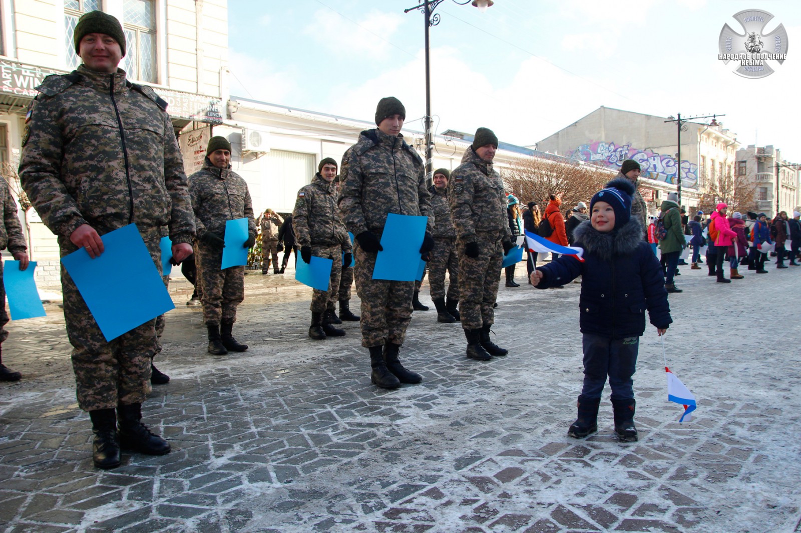Крымские ополченцы приняли участие в арт-мобе #КрымРоссияНавсегда